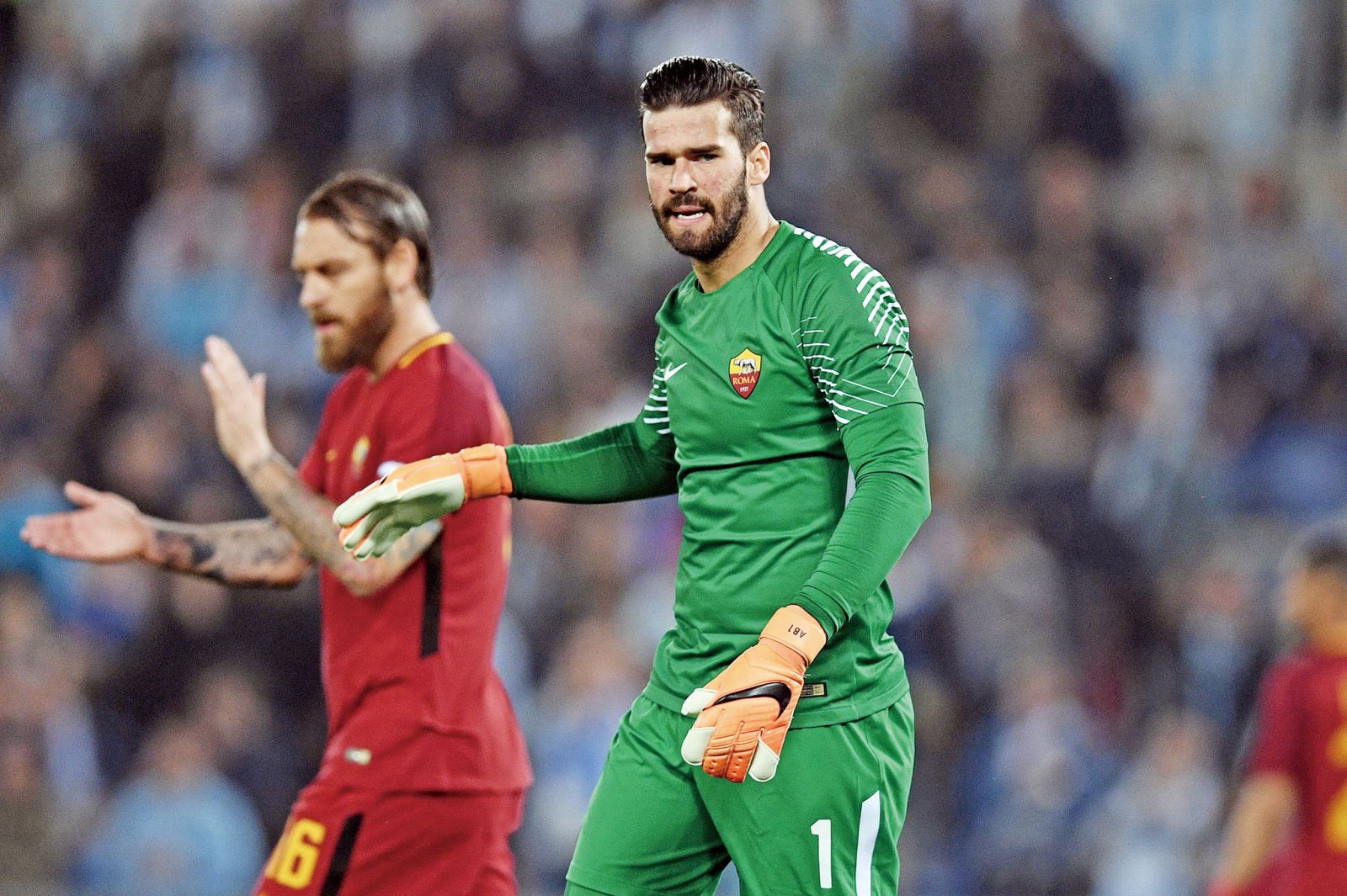 【新闻】全球晶圆代工恐衰退 3%，10 年来首见！